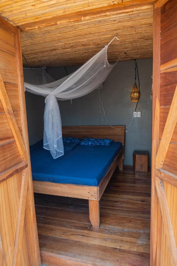 Хостел Roots Family Puerto Viejo de Talamanca Екстер'єр фото
