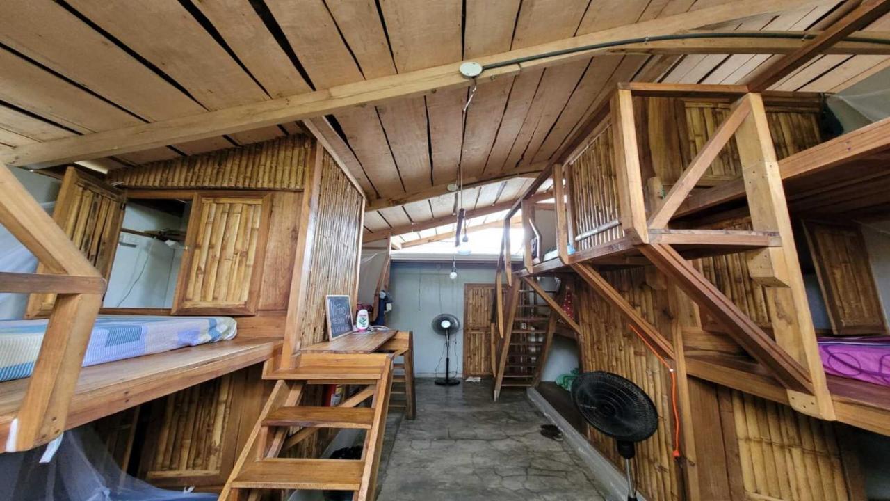 Хостел Roots Family Puerto Viejo de Talamanca Екстер'єр фото